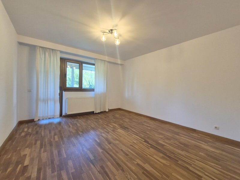 Baneasa, Dobrogeanu Gherea, Garlei, comision 0%, vila P+1+M, 6 camere, curte 550 mp