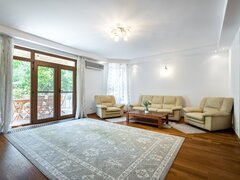 Baneasa, Dobrogeanu Gherea, Garlei, comision 0%, vila P+1+M, 6 camere, curte 550 mp